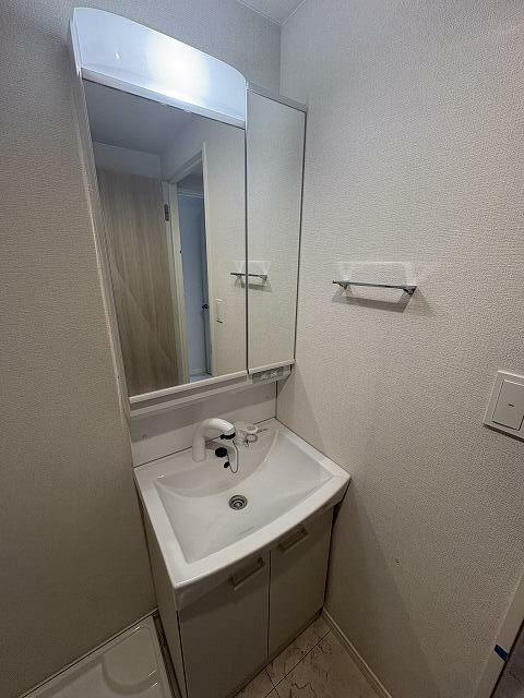 リーヴェル新小岩プレミオの洗面所