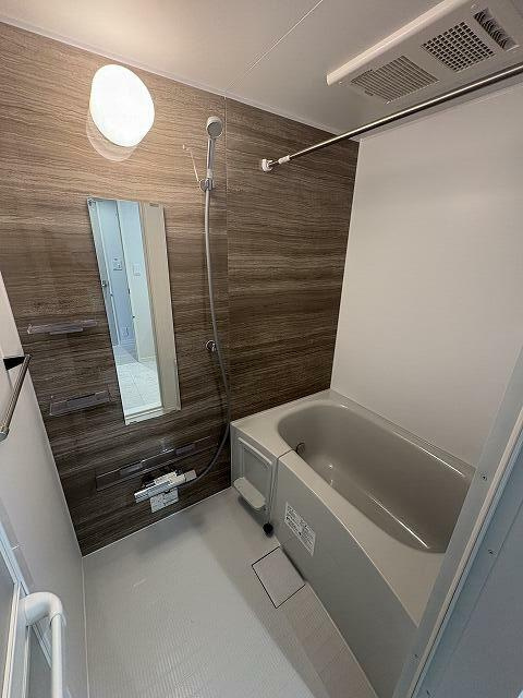 リーヴェル新小岩プレミオの浴室