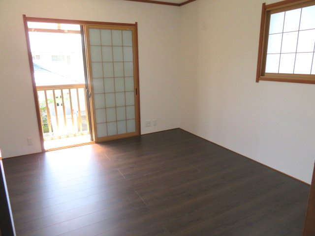 高崎市吉井町1期　中古1499の洋室