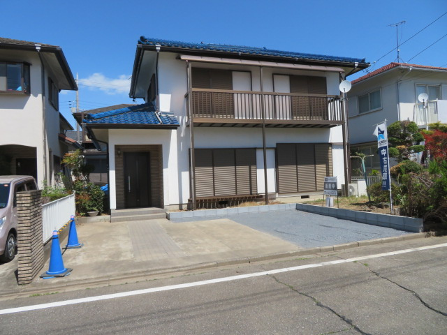 高崎市吉井町1期　中古1499の前面道路含む現地写真