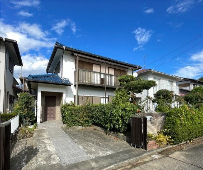 高崎市吉井町1期　中古799の前面道路含む現地写真