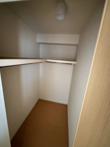 ヴィラ　セントウェル　Ｂの収納