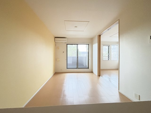 ヴィラ　セントウェル　Ｂの居間・リビング