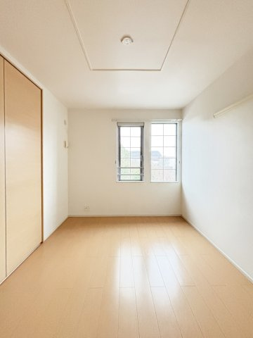 ヴィラ　セントウェル　Ｂの洋室