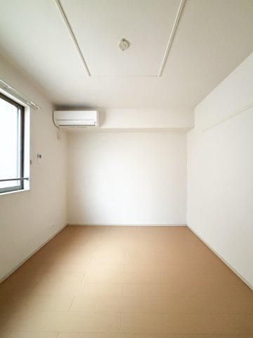 ヴィラ　セントウェル　Ｂの洋室