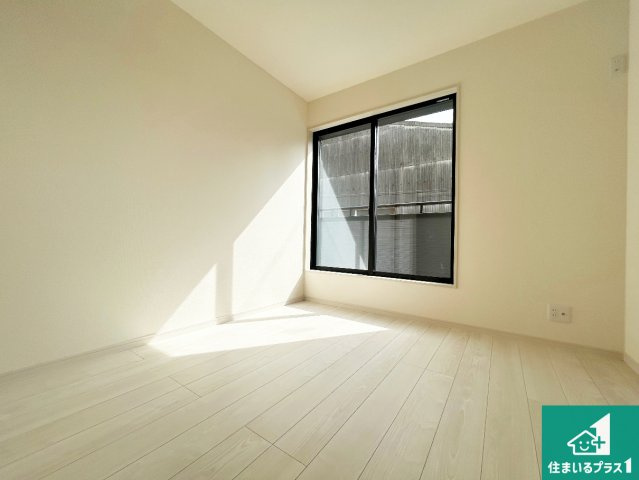 大阪市平野区加美東　第6期　新築一戸建ての外観|周辺は落ち着いた街並みの住宅地！子育てがしやすい住環境です！まだ未完成ですが、現地でしかわからない事もございます。是非一度ご覧ください。