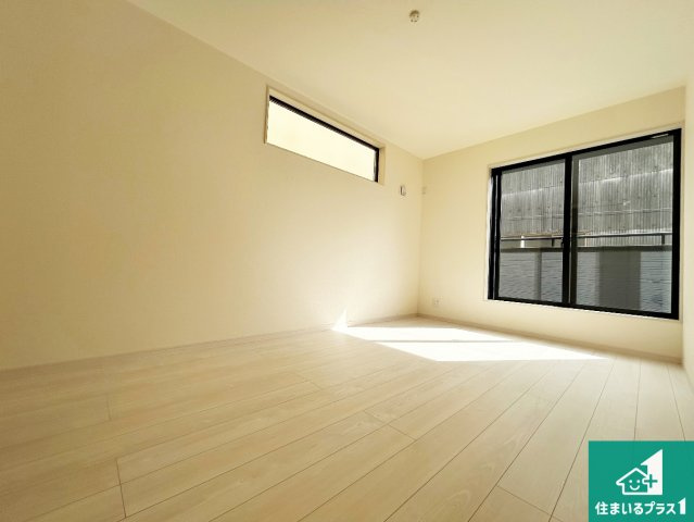 大阪市平野区加美東　第6期　新築一戸建ての外観|周辺は落ち着いた街並みの住宅地！子育てがしやすい住環境です！まだ未完成ですが、現地でしかわからない事もございます。是非一度ご覧ください。