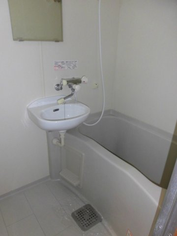大阪市中央区上町１丁目の賃貸マンションの浴室