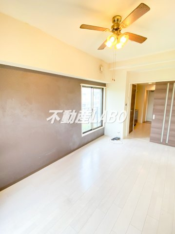 ラグゼ弁天町　の寝室