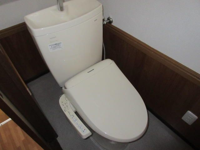 北砂６丁目戸建のトイレ