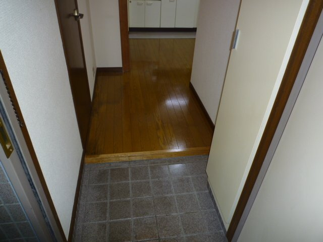 グランドールKの玄関