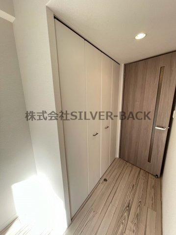 エスリード弁天町パークプレイスの収納