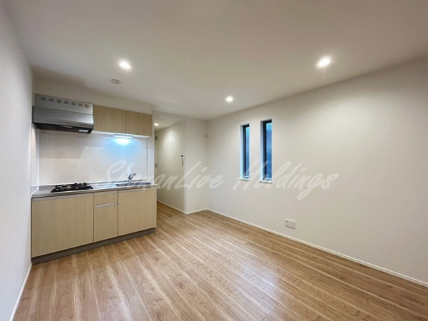 藤沢市辻堂元町１丁目のアパートの居間・リビング