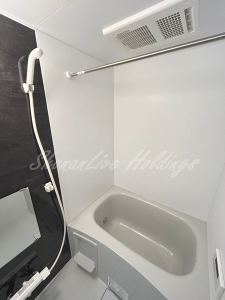 藤沢市辻堂元町１丁目のアパートの浴室