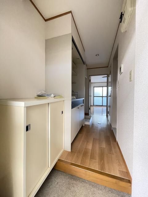 メゾン・トパーズの玄関