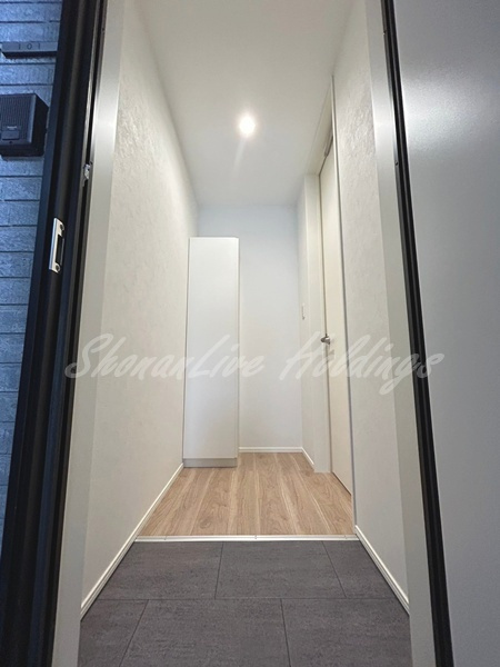 GRADUS辻堂の玄関