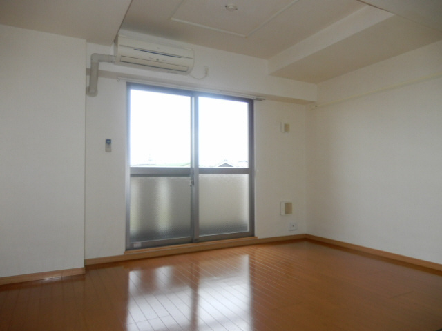 グランド・サン・フローラＭの居間・リビング