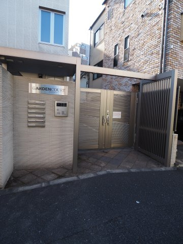 【エントランス】 | GARDEN COURT