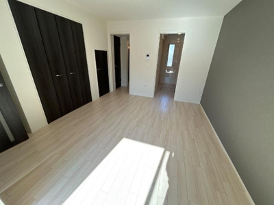 【内装】 | カーサ・ニーノ | 洋室（イメージ）