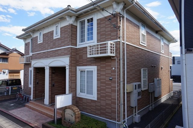 パークハイツ尾島の外観