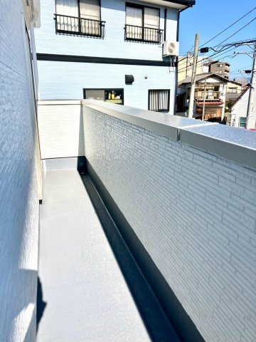 高松市上天神町①　新築戸建　２階建　４LDKのバルコニー