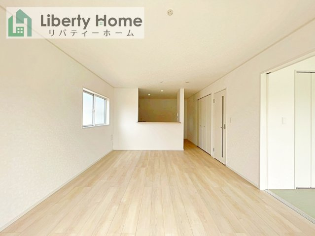 ひたちなか市平磯遠原町第2　新築戸建　4号棟の前面道路含む現地写真