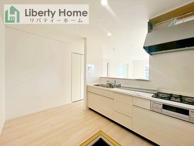 ひたちなか市平磯遠原町第2　新築戸建　4号棟の前面道路含む現地写真