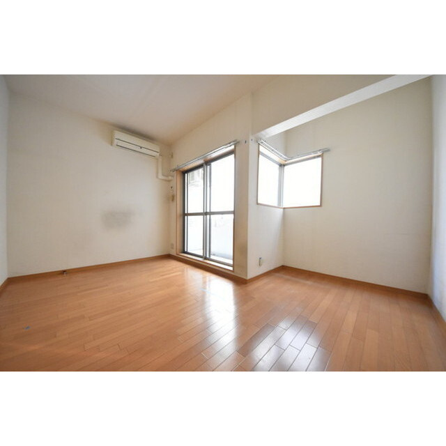 STAGE南大井の内装