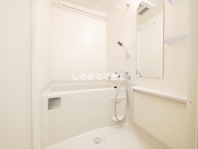 プレサンス松屋町ヴェルデスの浴室