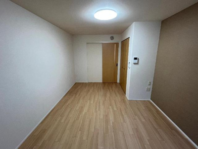 【内装】 | ピアネータ | 洋室