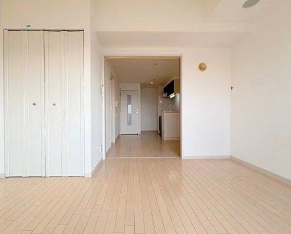 アーバネス淀川の洋室