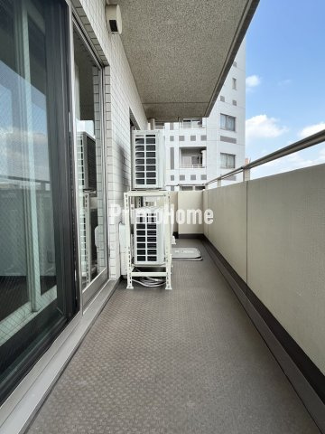 ドゥーエ日本橋のバルコニー