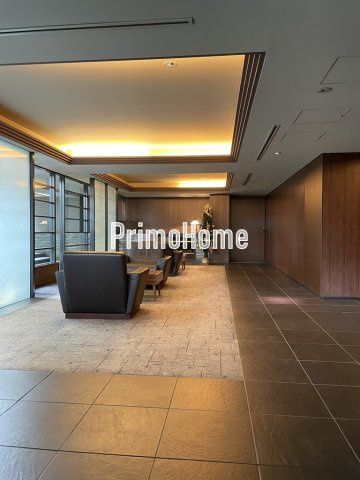 ドゥーエ日本橋のロビー