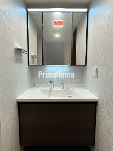 ドゥーエ日本橋の洗面所