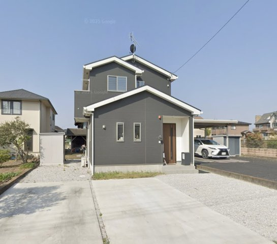 前橋市荒子町1181-4の前面道路含む現地写真