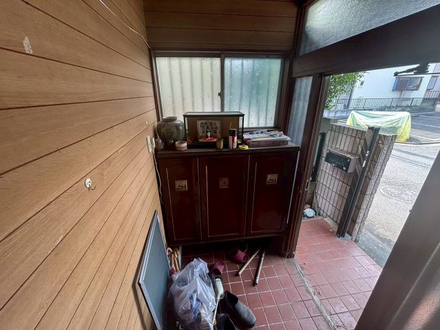 埼玉県狭山市広瀬台1丁目　中古戸建の玄関|下駄箱があります