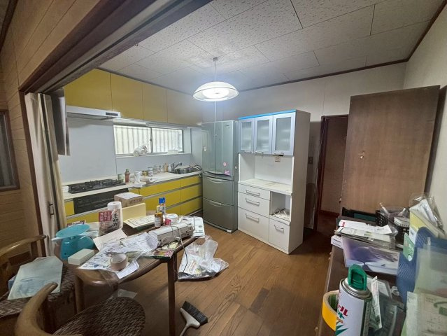 埼玉県狭山市広瀬台1丁目　中古戸建のキッチン|広めのキッチンです