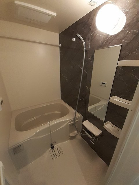 ファミールタウンⅡの浴室