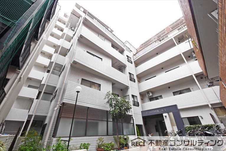 グランドプラザ王子公園の外観