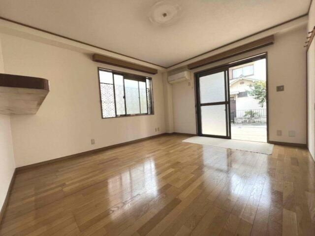 フェリーチェ馬橋の居間・リビング