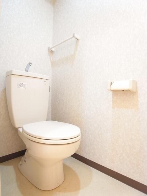 リリックコートハイビスカスのトイレ