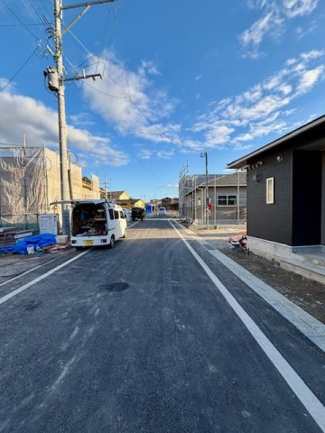 久留米市藤光町第3　2号棟の前面道路含む現地写真