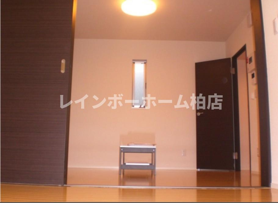 【仲介手数料：50％OFF】対象物件！の居間・リビング|おしゃれなリビングです