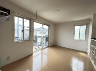 【居間・リビング】 | ストーンイエロー加古川