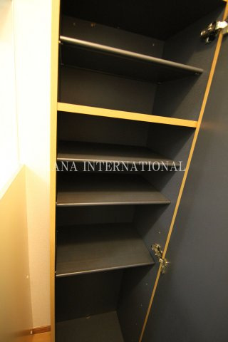 クレアーレ瑞江Ⅵの収納