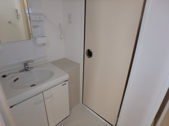 渦ヶ森コーポ12号館の洗面所