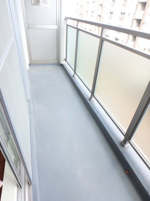 渦ヶ森コーポ12号館のバルコニー