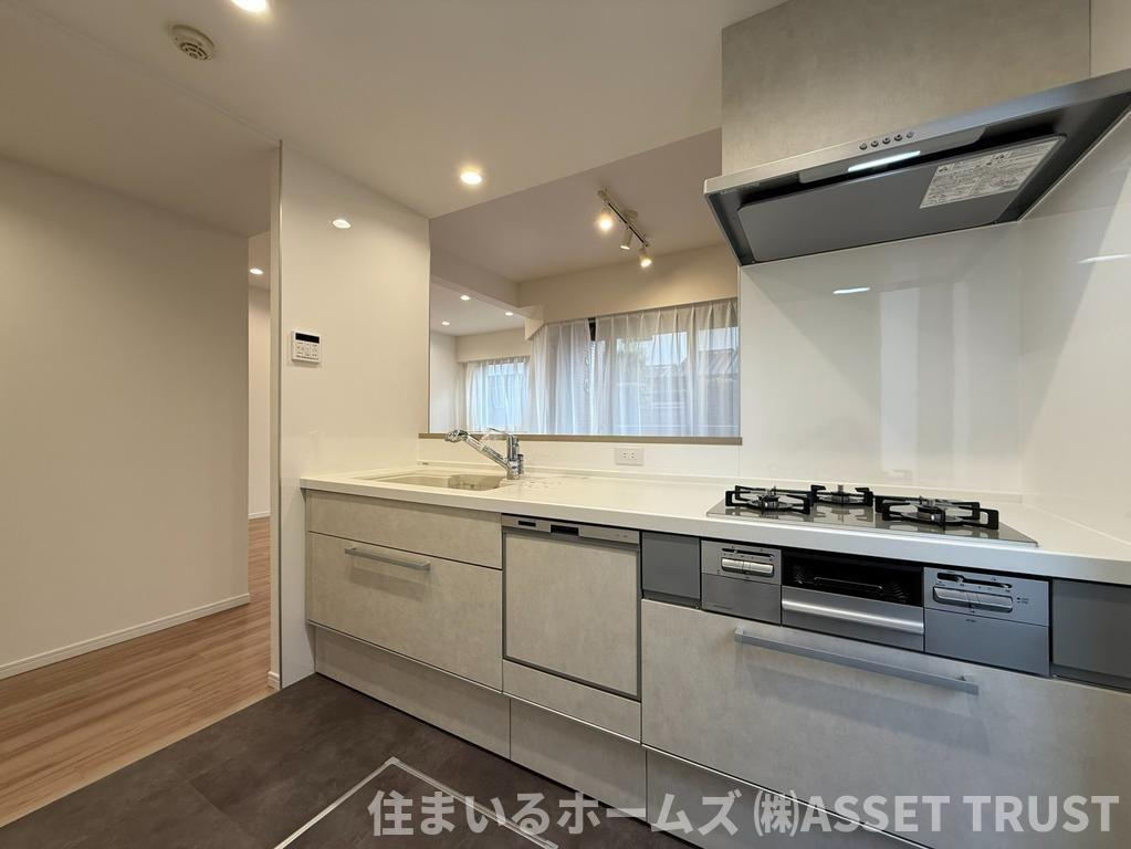 アールヴェール荻窪北のキッチン|食洗機や浄水器付きで使い勝手の良い広々キッチン♪