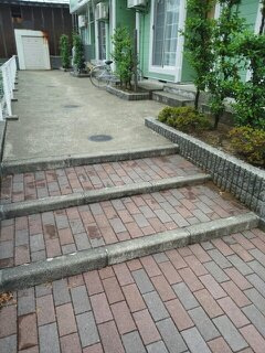 ドミ－ルＫ２のエントランス