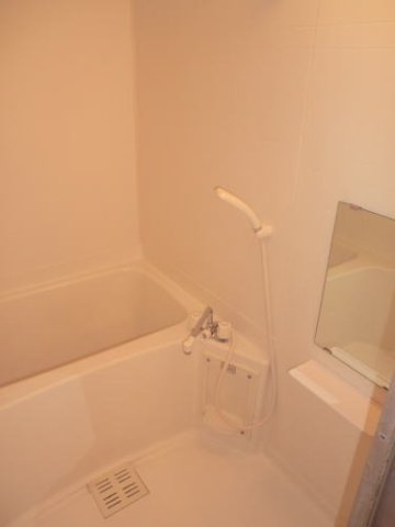 ドミ－ルＫ２の浴室